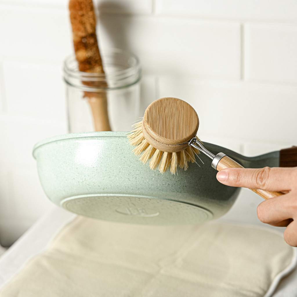Bamboo Dish Brush (Clip in)